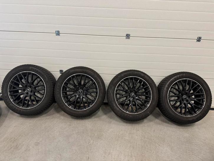 Org. 20" inch Black Audi Q7/SQ7 velgen + 285/45/20 Goodyear, Auto-onderdelen, Banden en Velgen, Velg(en), Winterbanden, 20 inch
