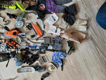 Action mannen met accessoires  beschikbaar voor biedingen