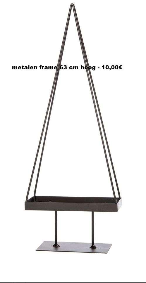 metalen kerst standaard ca 63 cm € 10,00, Diversen, Kerst, Zo goed als nieuw, Ophalen