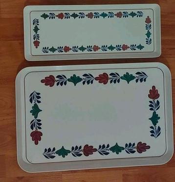 Set van twee plastic dienbladen Boerenbont  beschikbaar voor biedingen