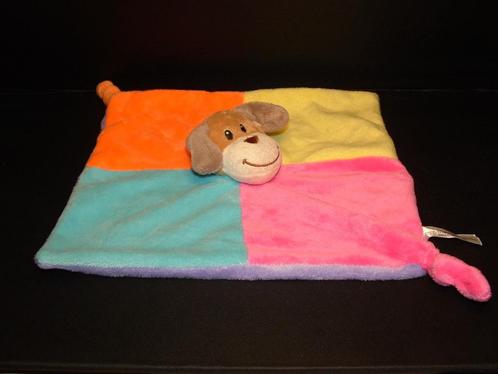 ZEEMAN HOND KNUFFELDOEK VELOURS ROZE/BLAUW/ORANJE/GEEL MET I, Kinderen en Baby's, Speelgoed | Knuffels en Pluche, Nieuw, Hond