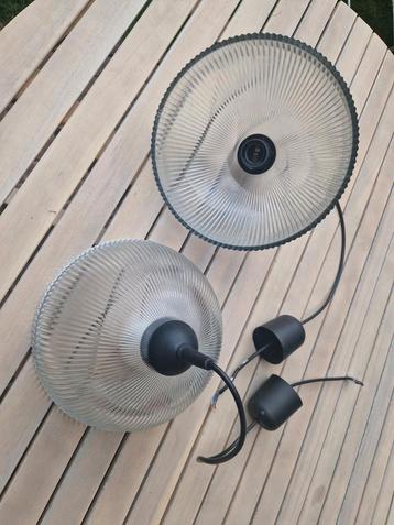 2x Glazen Hanglamp E27 fitting beschikbaar voor biedingen