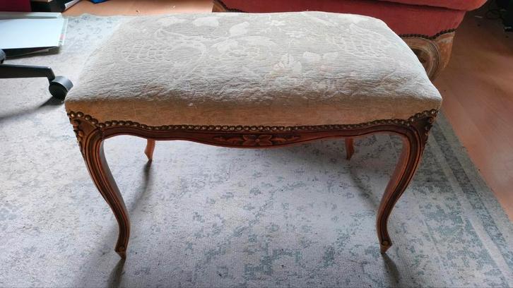 Antiek Lodewijk XV Stijl voetenbankje, Huis en Inrichting, Stoelen, Zo goed als nieuw, Eén, Hout, Stof, Overige kleuren, Ophalen