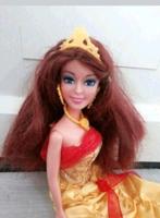 Barbie bella Prinsessen pop met avondjurk, Ophalen of Verzenden, Assepoester of Belle, Zo goed als nieuw, Beeldje of Figuurtje