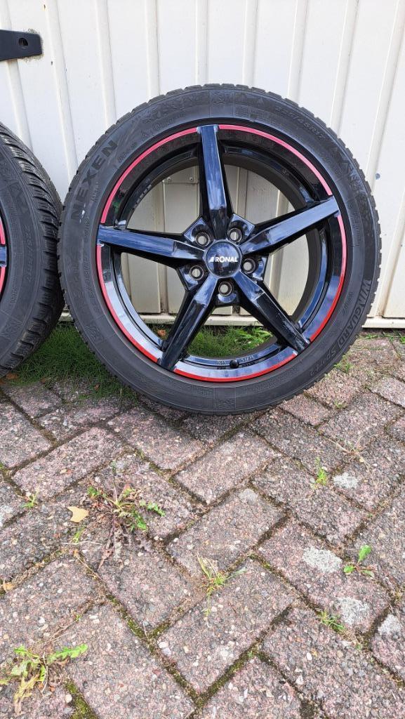 Winterbanden met mooie velgen, Auto-onderdelen, Banden en Velgen, Banden en Velgen, Winterbanden, 17 inch, 225 mm, Personenwagen