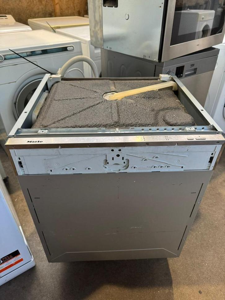 Topklasse Miele vaatwasser inbouw schoon garantie, Witgoed en Apparatuur, Vaatwasmachines, Zo goed als nieuw, Vrijstaand, Minder dan 85 cm