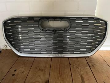 Grille Audi Q4 e-tron S-Line Kleur zilver / chroom / grijs beschikbaar voor biedingen