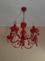 Twee rode kroonluchters, Ophalen, Gebruikt