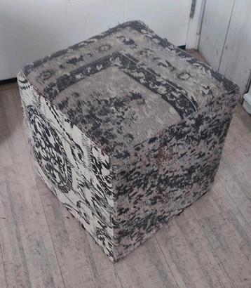 Vintage poef taupe bekleding 40x40x45 cm beschikbaar voor biedingen