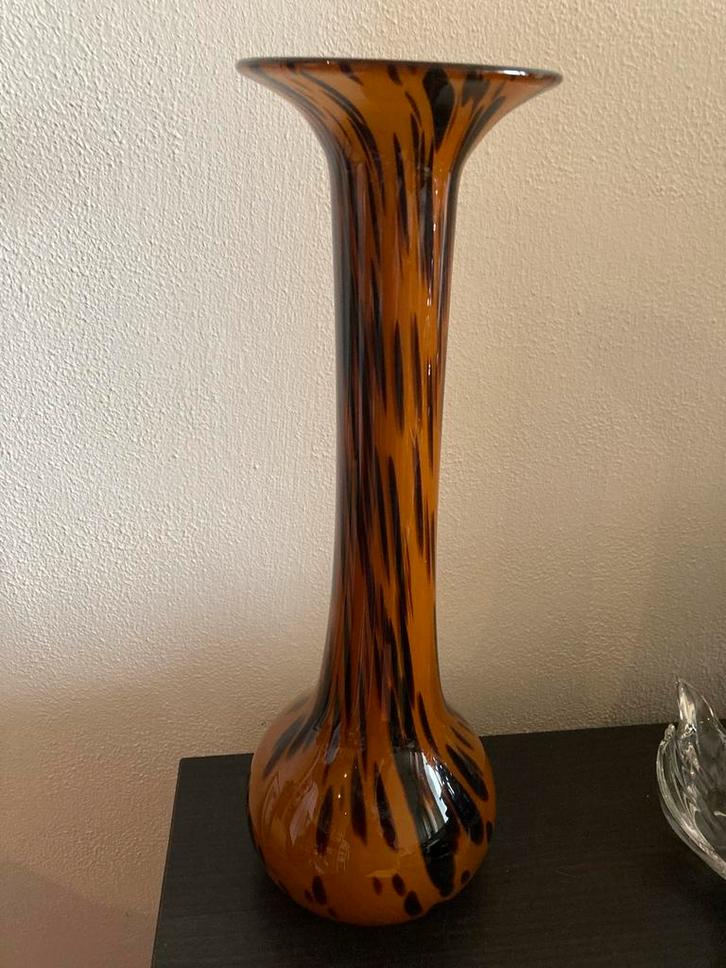 Vintage Mondgeblazen Vaas Tijger Motief, Huis en Inrichting, Woonaccessoires | Vazen, Gebruikt, Overige kleuren, Minder dan 50 cm