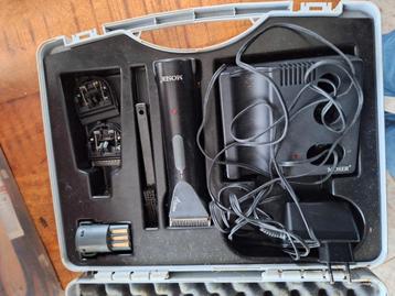 Tondeuse voor paarden die bang zijn weinig geluid beschikbaar voor biedingen