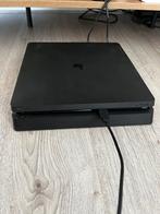 Ps4 slim 1TB + 2 controllers + 6 spellen, Spelcomputers en Games, Spelcomputers | Sony PlayStation 4, Ophalen, Zo goed als nieuw