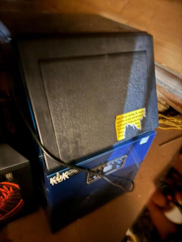 Kukoo IJsmachine - Zelfvriezend, Witgoed en Apparatuur, IJsmachines, Gebruikt, Zelfvriezend, Ophalen