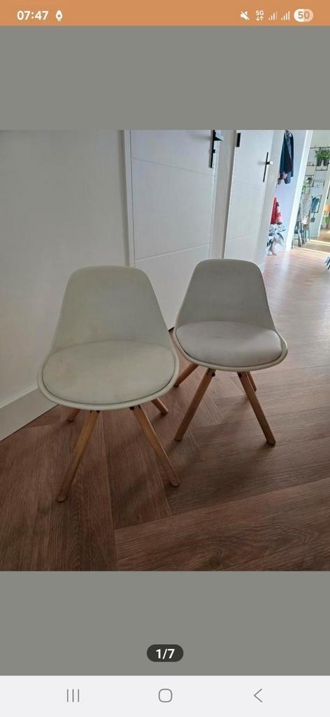Woody kinderstoel, wit. 2 stuks, Kinderen en Baby's, Kinderkamer | Tafels en Stoelen, Zo goed als nieuw, Stoel(en), Ophalen
