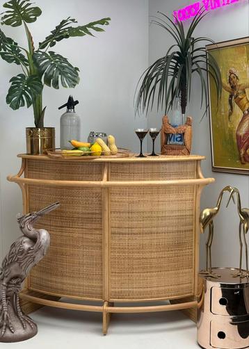 Vintage rotan jaren ‘60 cocktail tiki bar pool party beschikbaar voor biedingen