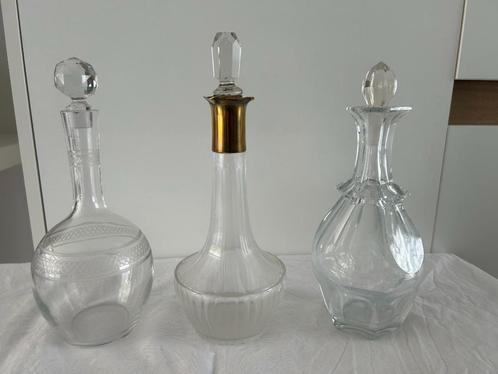 Set van drie glazen karaffen, met bijpassende stop, Antiek en Kunst, Antiek | Glas en Kristal, Ophalen
