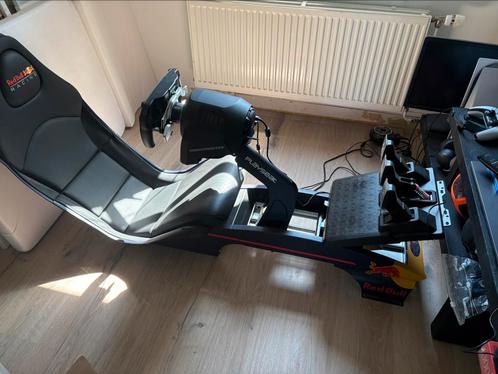 F1 Red Bull Playseat + Thrustmaster SF1000, ThrustmasterTGT2, Spelcomputers en Games, Spelcomputers | Sony PlayStation Consoles | Accessoires