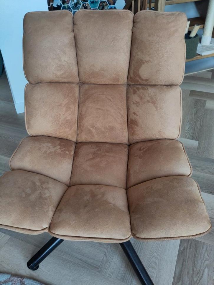 Mooie fauteuil met draaivoet in camelkleur, Antiek en Kunst, Antiek | Meubels | Stoelen en Banken, Ophalen