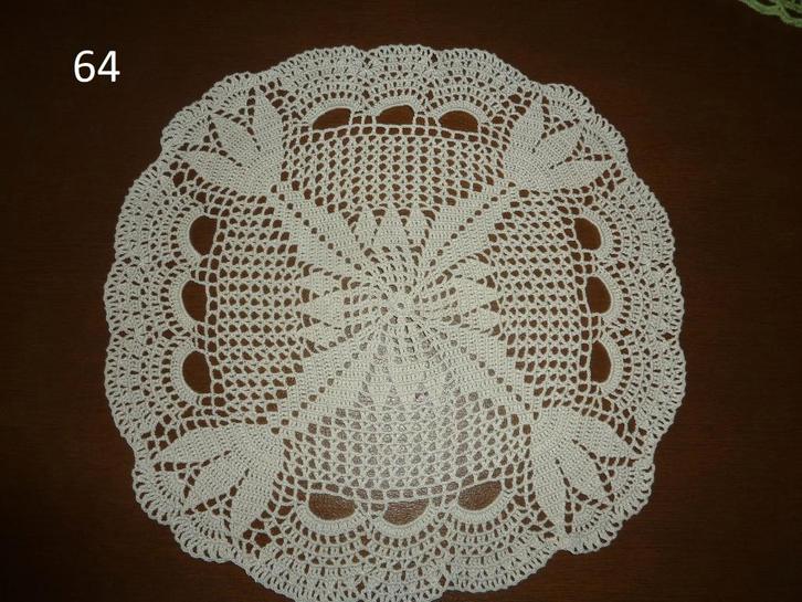 diversen zelf gehaakte kleedjes (4), Hobby en Vrije tijd, Breien en Haken, Nieuw, Haken, Overige typen, Ophalen of Verzenden