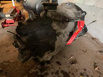 Versnellingsbak vw lt 28 uit 1998 2.5 tdi beschikbaar voor biedingen