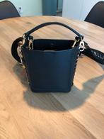 Stella McCartney Frayme MIRUM® Mini Square Bucket Bag, Verzenden, Zo goed als nieuw, Zwart