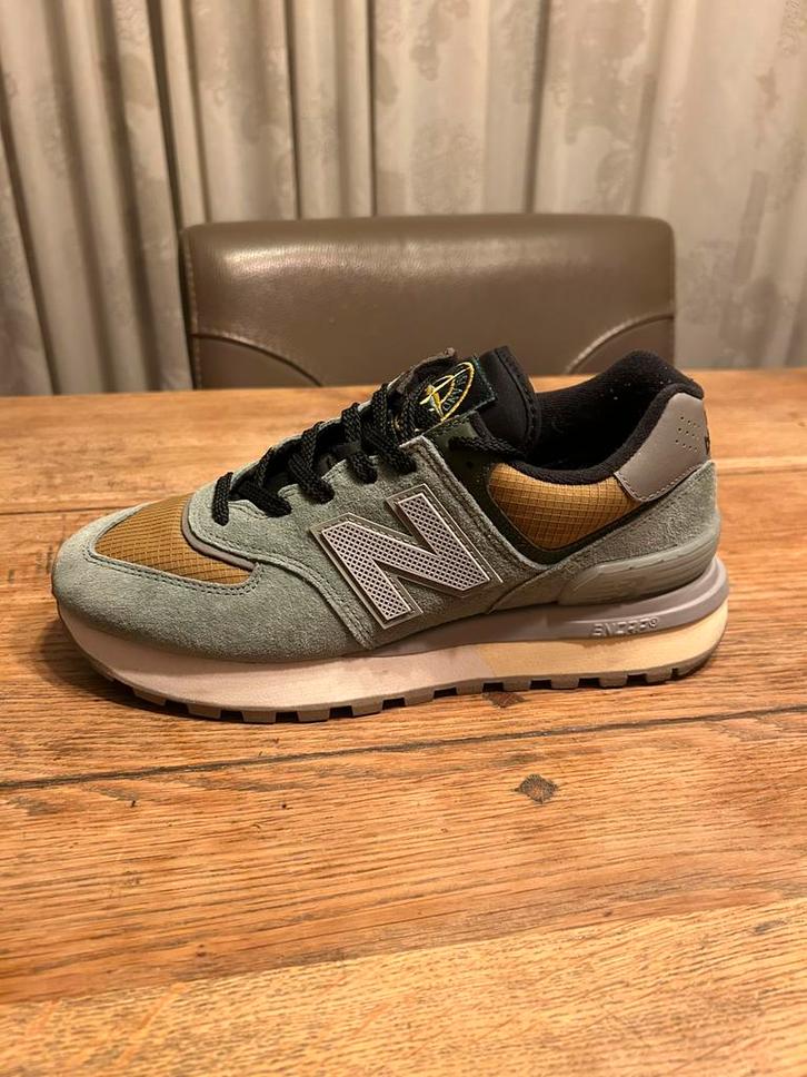 New Balance 574 x Stone Island Legacy Light Green, Kleding | Heren, Schoenen, Nieuw, Sneakers of Gympen, Ophalen of Verzenden