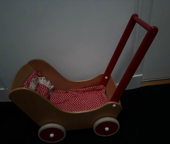 Houten poppenwagen, Kinderen en Baby's, Speelgoed | Houten speelgoed, Zo goed als nieuw, Duw- of Trekspeelgoed, Ophalen of Verzenden