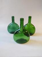 Vintage groene platte fles | 750 ml, Minder dan 50 cm, Groen, Glas, Gebruikt