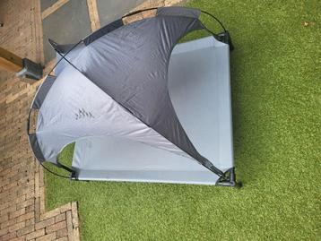 Hondenbed met dak - XL beschikbaar voor biedingen