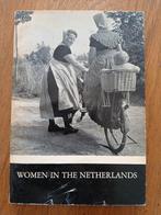 Women in the Netherlands, past and present  1959, Ophalen of Verzenden, Gelezen, Dra.M.G.Schenk
