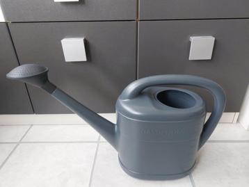 Gieter 10 liter beschikbaar voor biedingen