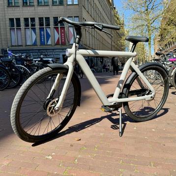 Vanmoof S5 - Zo goed als nieuw beschikbaar voor biedingen
