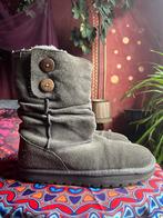 Mooie grijze licht gevoerde laarzen 39 van Skechers 39,99€, Hoge laarzen, Skechers, Ophalen of Verzenden, Grijs