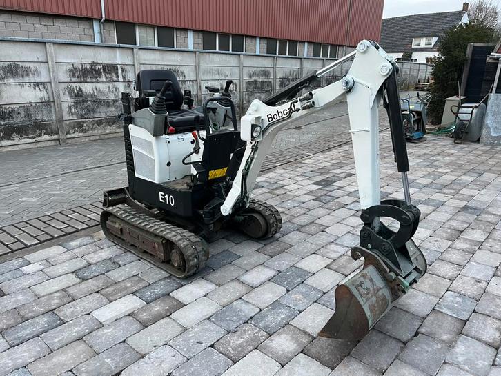 Bobcat E10 minigraver, Zakelijke goederen, Machines en Bouw | Kranen en Graafmachines, Graafmachine, Ophalen
