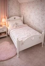 SHABBY VINTAGE PEUTERBEDJE met HARTJES., Kinderen en Baby's, Babywiegjes en Ledikanten, Ophalen, Ledikant