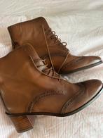 Mooie bruine leren veterlaarsjes, Kleding | Dames, Bruin, Uterque, Lage of Enkellaarzen, Ophalen of Verzenden