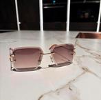 Cartier bril met gouden C-frame en toebehoren, Overige merken, Overige kleuren, Ophalen of Verzenden, Zo goed als nieuw