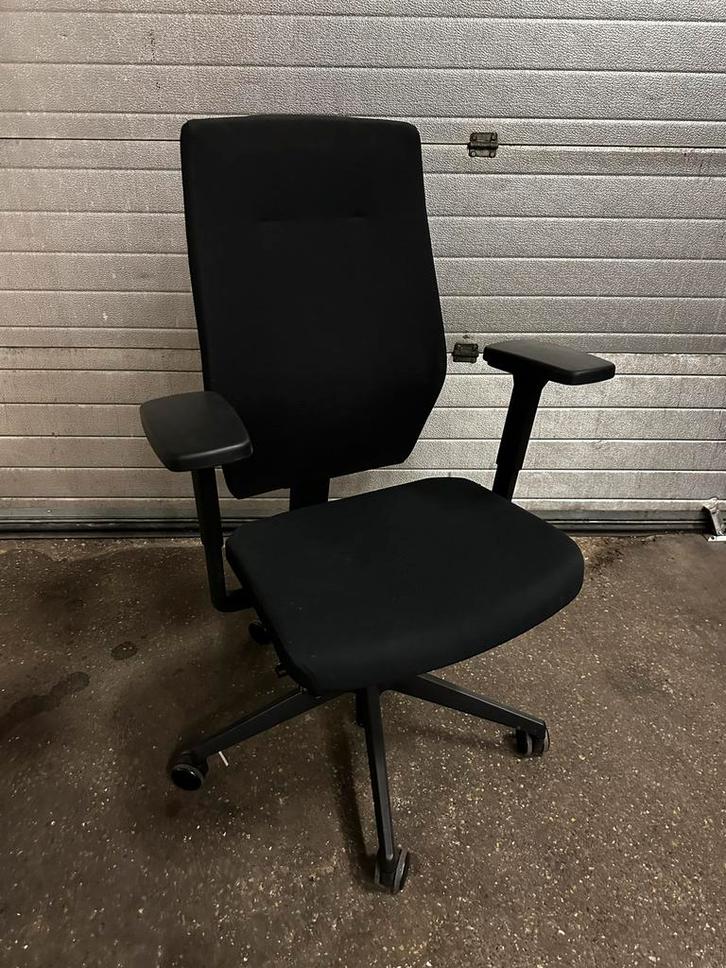 Konig + Neurath Jet 2 Bureaustoel, Huis en Inrichting, Bureaustoelen, Gebruikt, Bureaustoel, Zwart, Ergonomisch, Ophalen