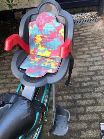 Fietsstoeltje  beschikbaar voor biedingen
