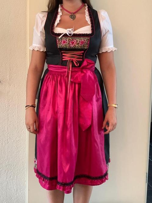 Krüger feelings Dirndl mt 40  met stras compleet, Kleding | Dames, Carnavalskleding en Feestkleding, Zo goed als nieuw, Kleding