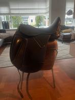 Dressuurzadel 16,5 inch, Dieren en Toebehoren, Paarden en Pony's | Zadels, Ophalen, Zo goed als nieuw, Dressuur