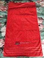 Securitas Banking & insurance Handdoek/Badlaken rood, Ophalen of Verzenden, Zo goed als nieuw, Rood, Handdoek
