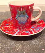 2x Iittala espresso kop met schotel, Taika, rood, uil, nieuw, Ophalen of Verzenden, Overige stijlen, Kop(pen) en/of Schotel(s)
