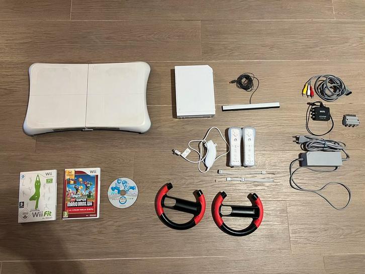 Nintendo Wii Console Compleet met Accessoires en Games, Spelcomputers en Games, Spelcomputers | Nintendo Consoles | Accessoires