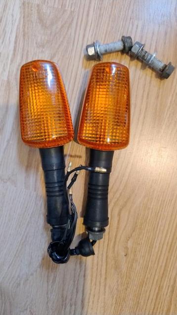 Richtingaanwijzers Yamaha Diversion 600 beschikbaar voor biedingen