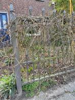GEZOCHT Sierhekwerk ca 300cm breed en ca 107cm hoog, Ophalen of Verzenden, Gebruikt, IJzer, Sierhekwerk