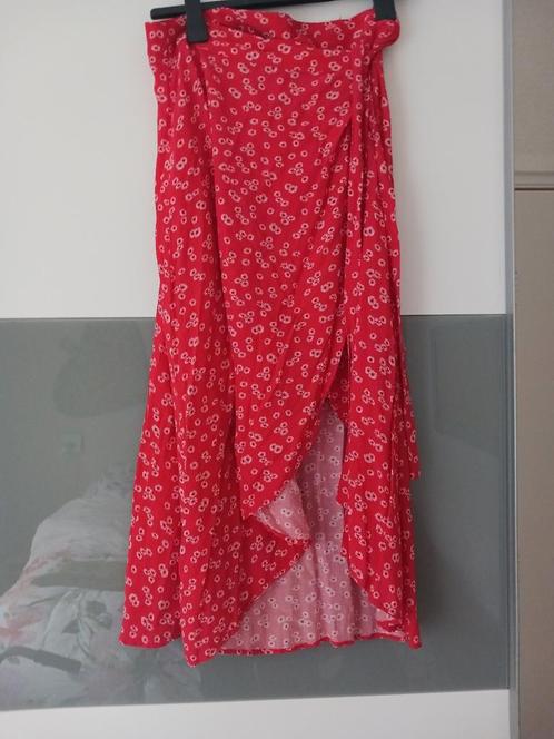 Te koop overslag rok, Kleding | Dames, Rokken, Zo goed als nieuw, Rood, Onder de knie, Ophalen of Verzenden