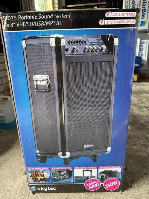 SkyTec ST075 Mobiele Versterker, Muziek en Instrumenten, Versterkers | Keyboard, Monitor en PA, Gebruikt, P.A., Minder dan 500 watt