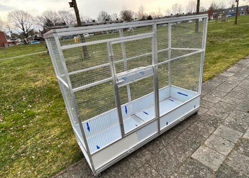 Aluminium Voliere kooi met 3 baks draaiplatea. (Broedkooi), Dieren en Toebehoren, Vogels | Hokken en Kooien, Gebruikt, Volière