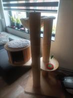 Twee grote katten verblijf/ krabpaal/ stellage in 1 koop, Ophalen, Zo goed als nieuw, Krabpaal